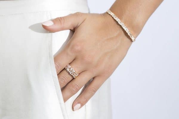Antella Bangle in Yellow Gold - Image 3