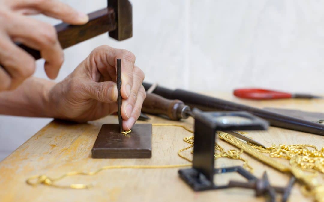 Necklace Repair Secrets: Tips to Remember for Timeless Beauty